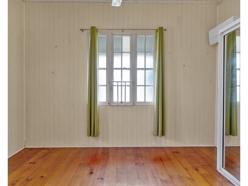 3 Dunne Street, Harristown QLD 4350