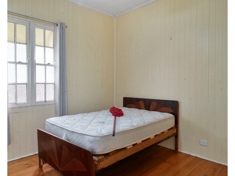 3 Dunne Street, Harristown QLD 4350