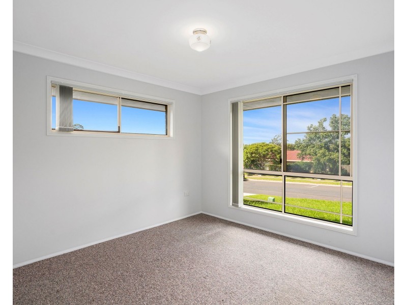 11 Baron Court, Wilsonton QLD 4350