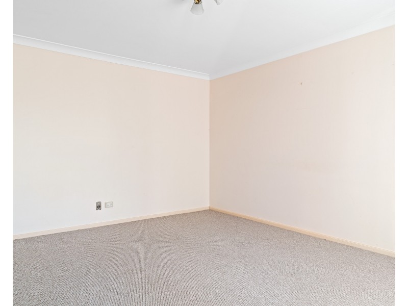 10 Gundry Court, Kearneys Spring QLD 4350