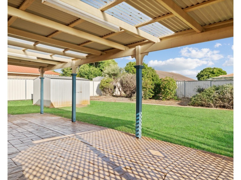 10 Gundry Court, Kearneys Spring QLD 4350