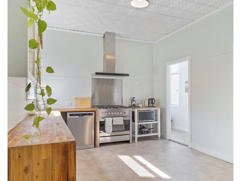 13 Rosewood Street, Toowoomba City QLD 4350