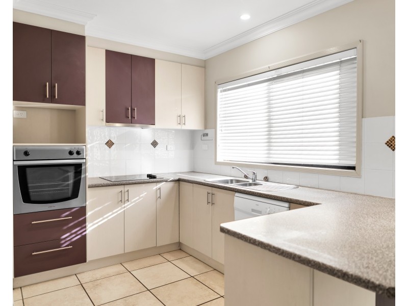 Unit 2/19 Ipswich Street, East Toowoomba QLD 4350