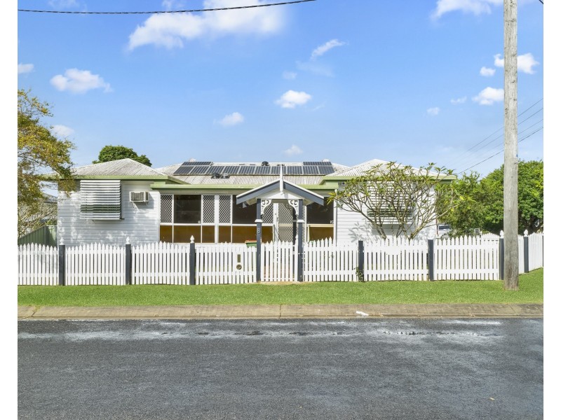 8 Blackwood Street, Harristown QLD 4350