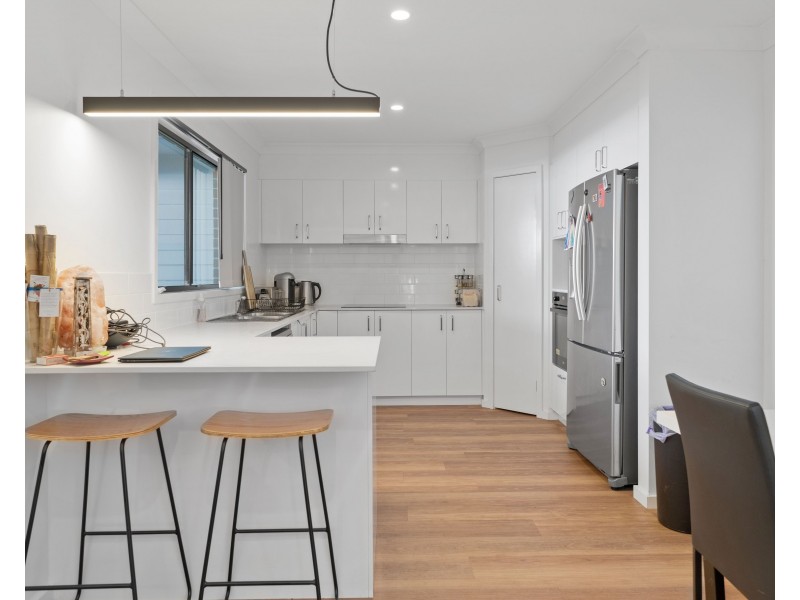 Unit 8/319A Bridge Street, Newtown QLD 4350