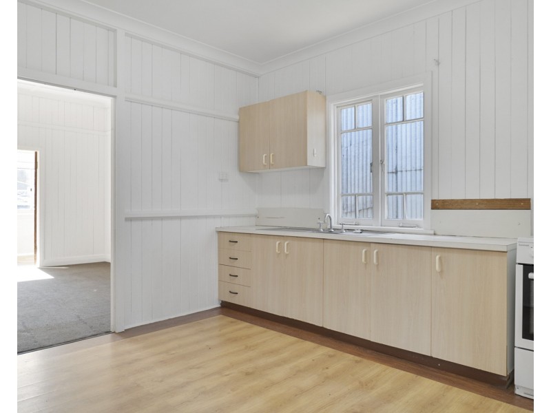 4 Station Street, Toowoomba City QLD 4350