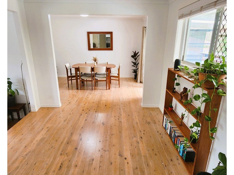 27 Loveday Street, Rangeville QLD 4350