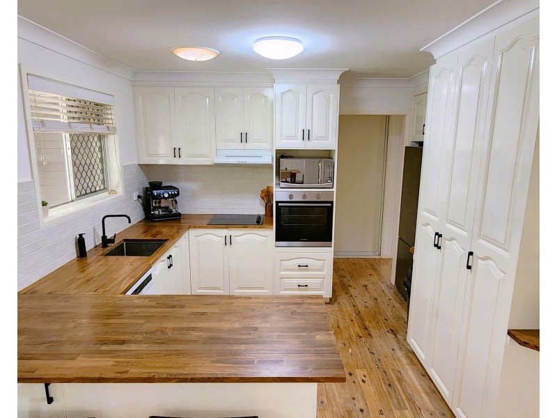 27 Loveday Street, Rangeville QLD 4350