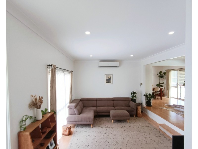 27 Loveday Street, Rangeville QLD 4350