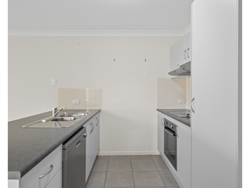 Unit 1/38 Capital Drive, Rosenthal Heights QLD 4370