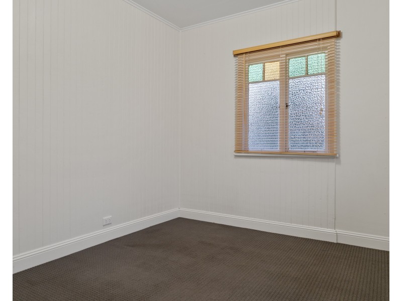 147 South Street, South Toowoomba QLD 4350