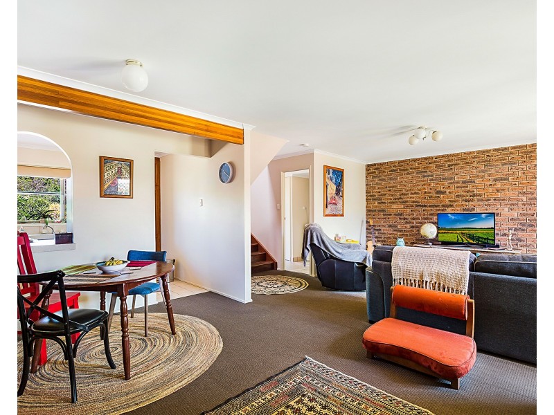 Unit 8/367-369 Margaret Street, Newtown QLD 4350