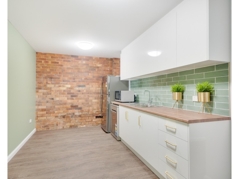 Suite 3 /104-106 Russell Street, Toowoomba City QLD 4350
