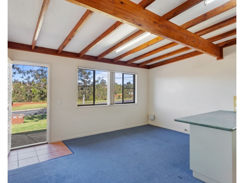 Unit 1/5 Amanda Drive, Centenary Heights QLD 4350