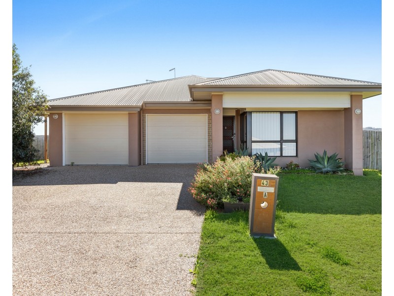43 Mia Street, Wyreema QLD 4352