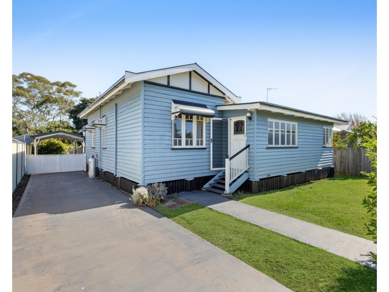 11 Clairmont Street, Newtown QLD 4350