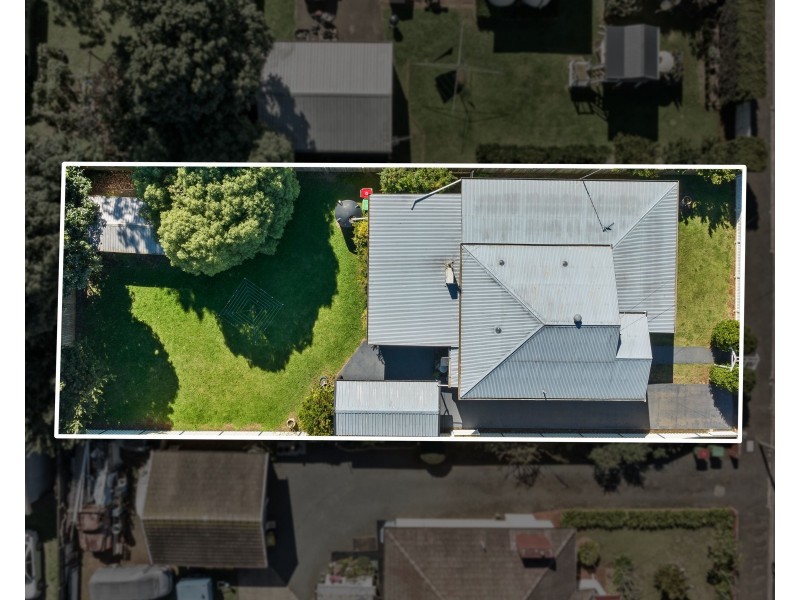 11 Clairmont Street, Newtown QLD 4350