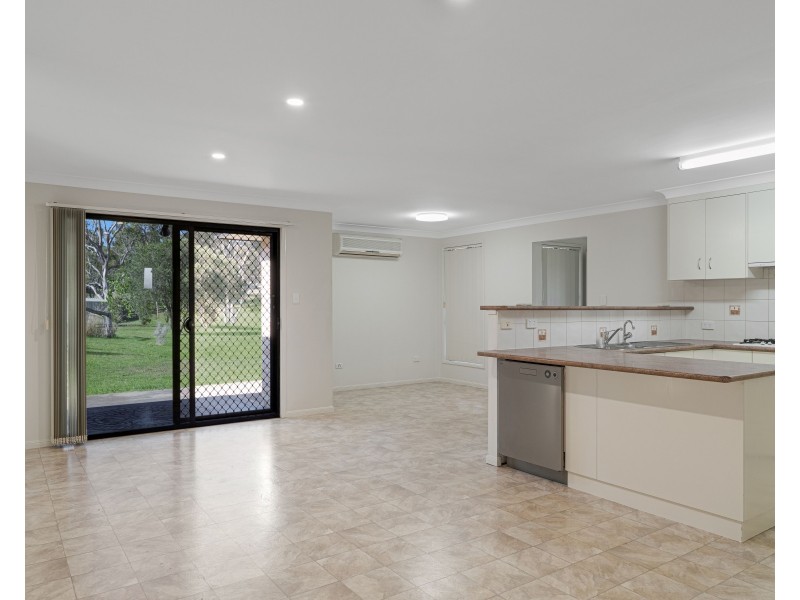 1 Schmidt Court, Top Camp QLD 4350