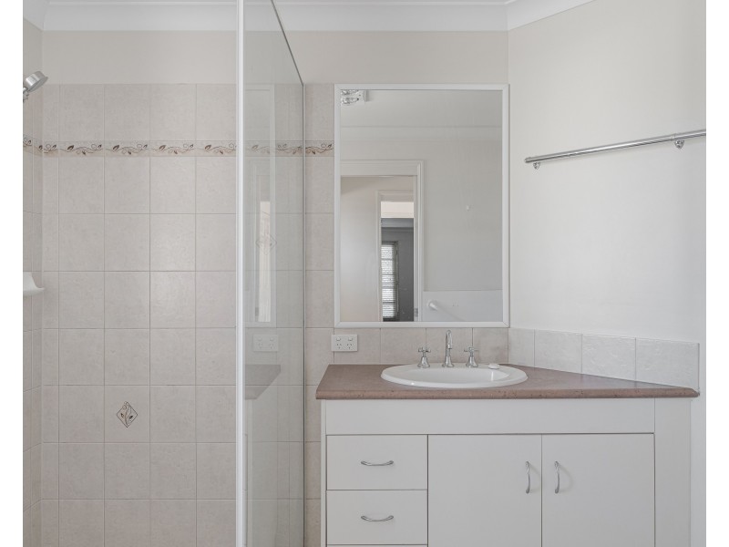 1 Schmidt Court, Top Camp QLD 4350