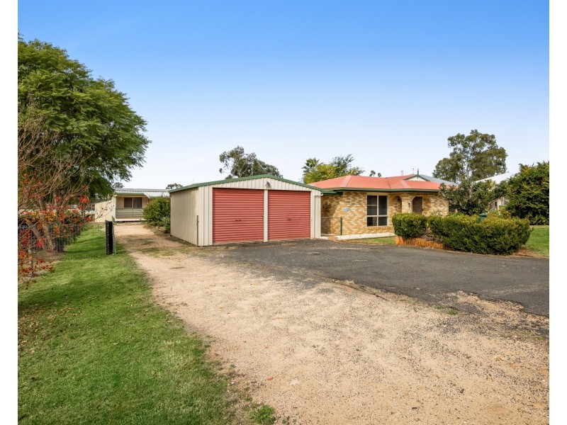 7 Highland Park Road, Meringandan West QLD 4352