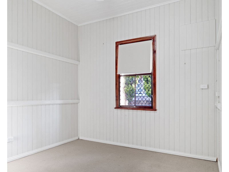 19 Herries Street, East Toowoomba QLD 4350