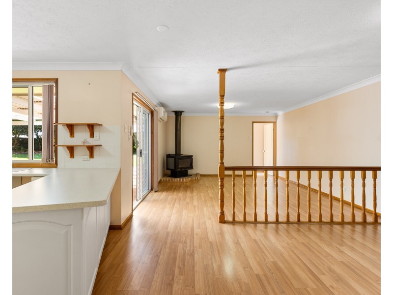10 Maylen Court, Highfields QLD 4352