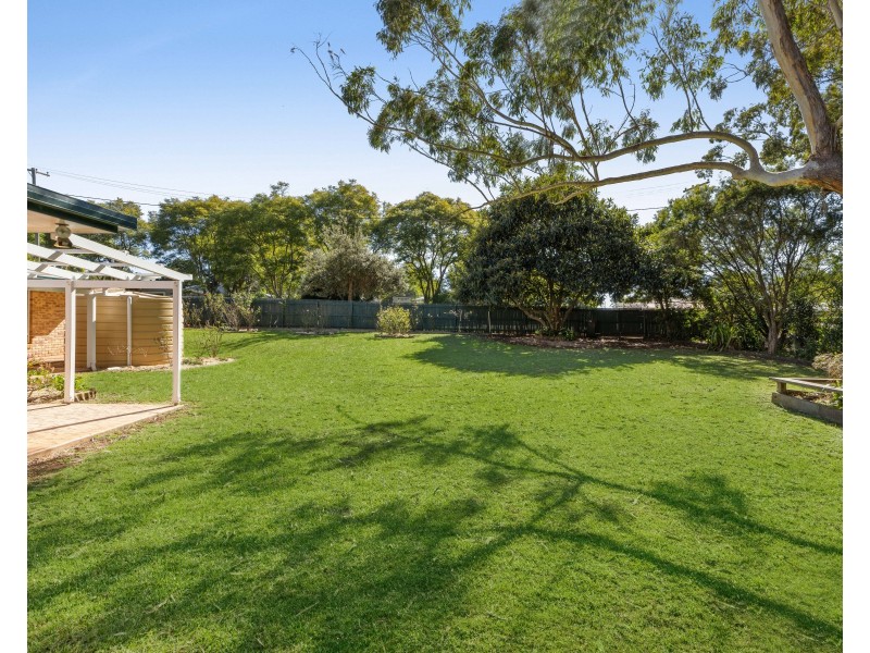 10 Maylen Court, Highfields QLD 4352