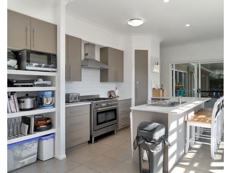 2 Fig Tree Place, Top Camp QLD 4350