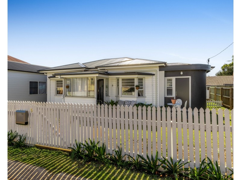 5 Frederick Street, East Toowoomba QLD 4350
