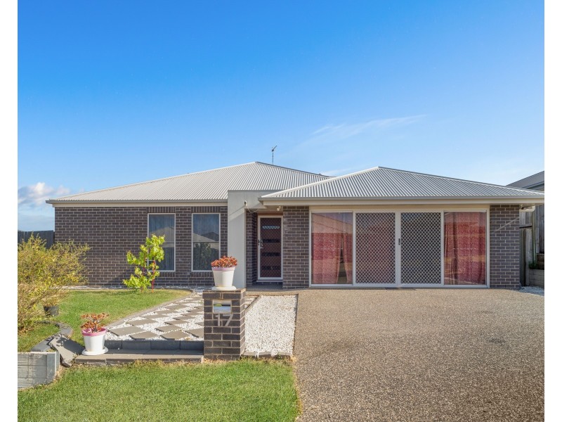 17 Shelby Street, Glenvale QLD 4350