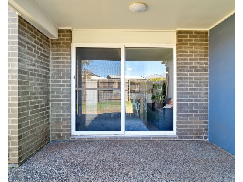 Unit 2/10 Sienna Drive, Glenvale QLD 4350