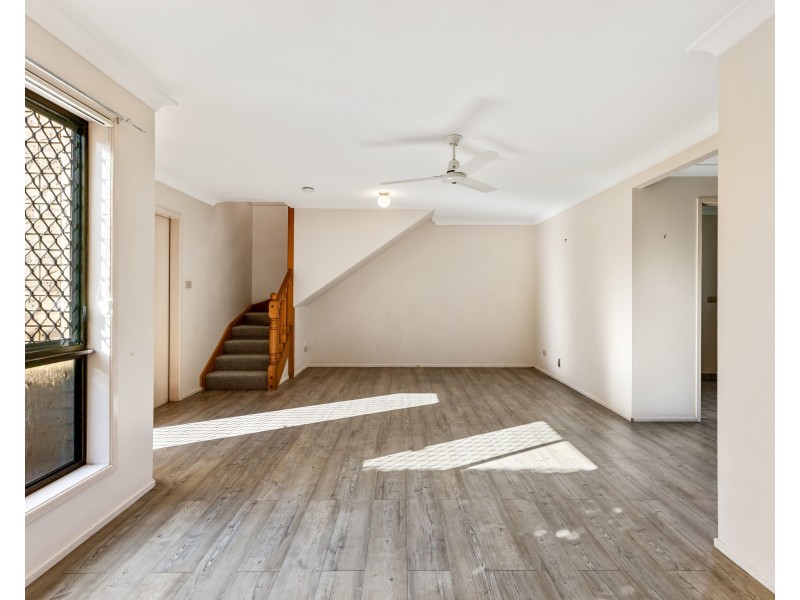 Unit 6/357 Margaret Street, Newtown QLD 4350