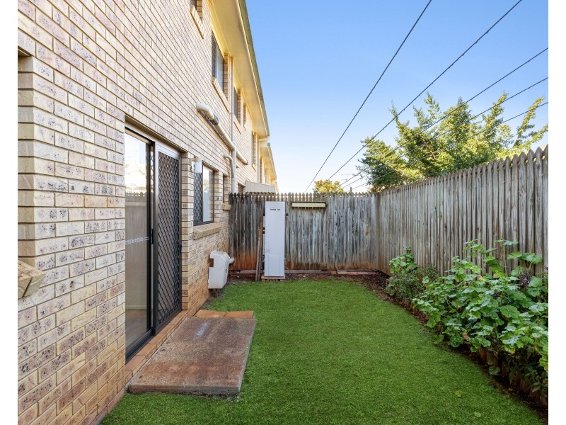 Unit 6/357 Margaret Street, Newtown QLD 4350