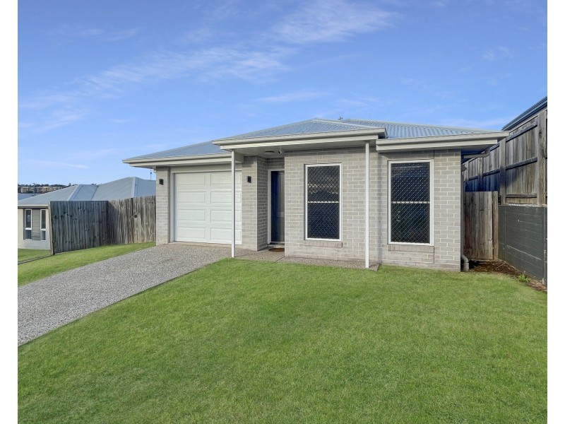 22 McInnes Crescent, Glenvale QLD 4350