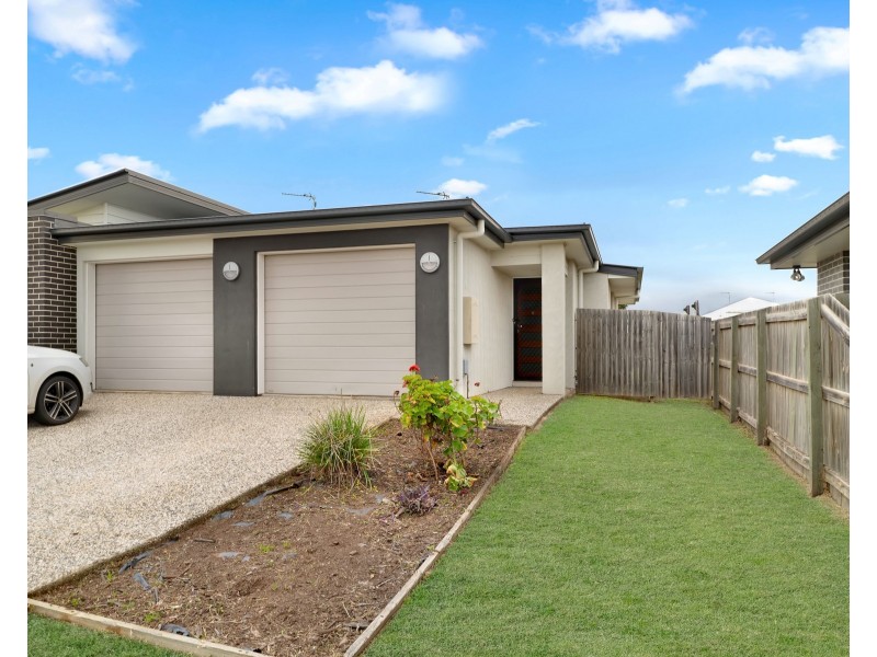 Unit 2/11 Weebah Place, Cambooya QLD 4358