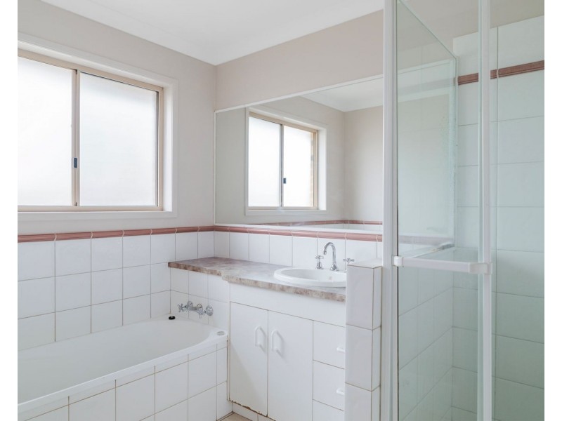 19 Sondergeld Court, Kearneys Spring QLD 4350