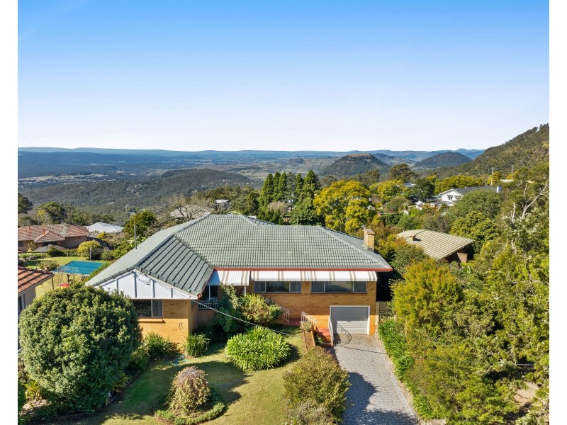 58 Tourist Road, East Toowoomba QLD 4350