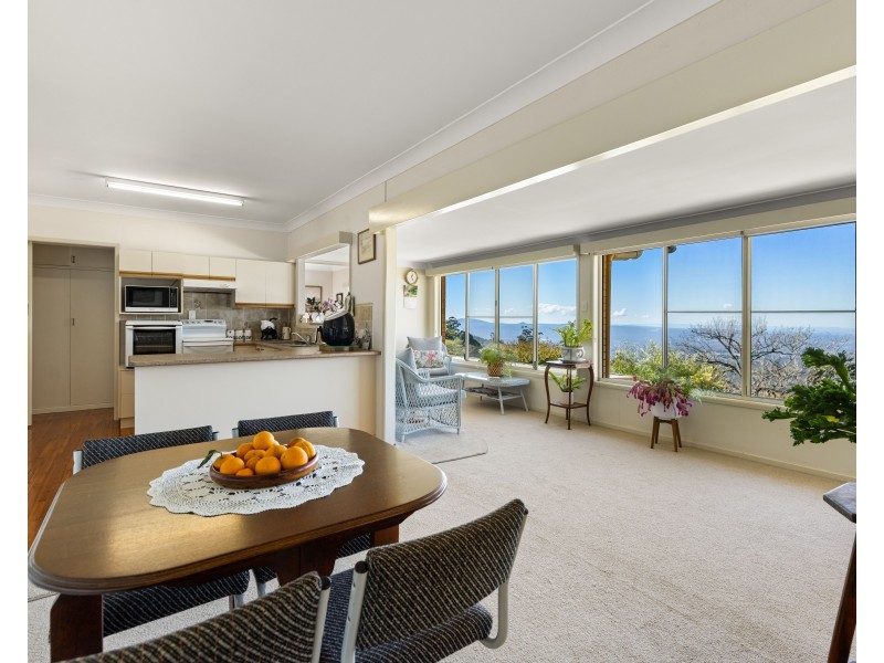 58 Tourist Road, East Toowoomba QLD 4350