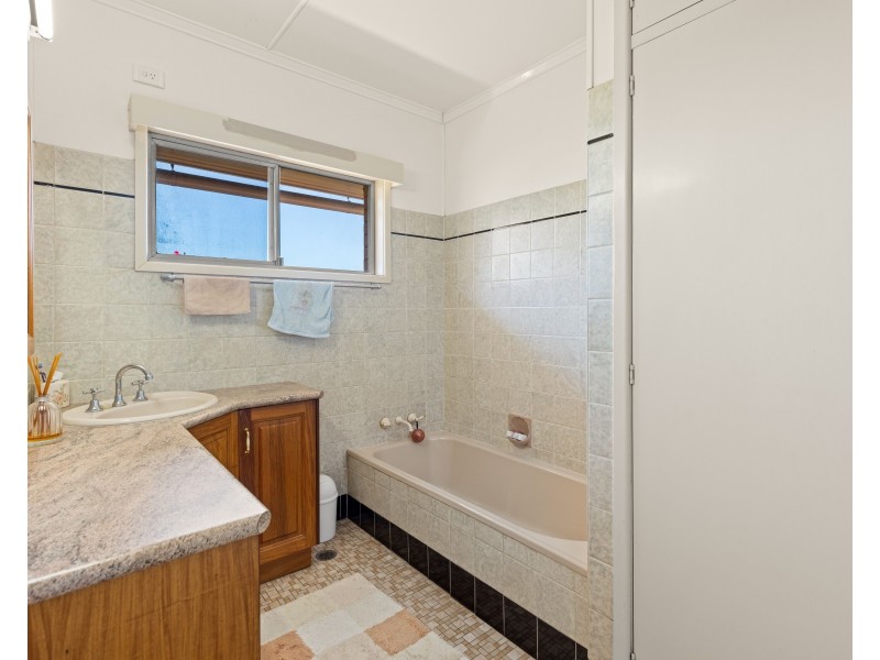 58 Tourist Road, East Toowoomba QLD 4350