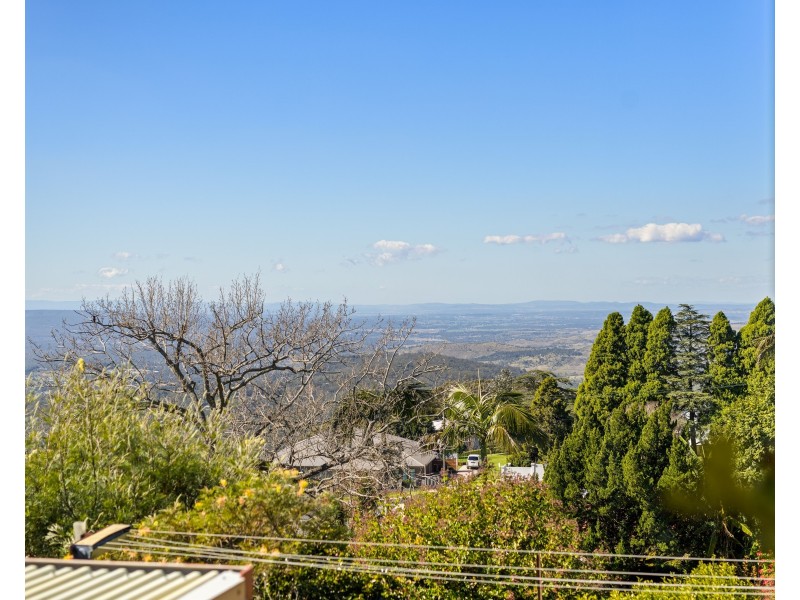 58 Tourist Road, East Toowoomba QLD 4350