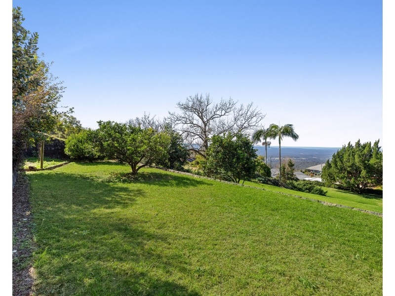 58 Tourist Road, East Toowoomba QLD 4350