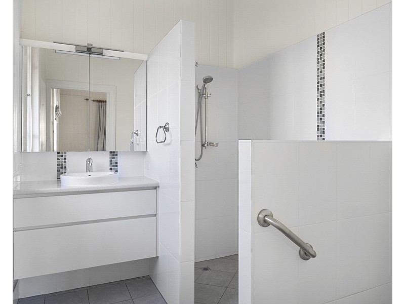 123 MacKenzie Street, East Toowoomba QLD 4350