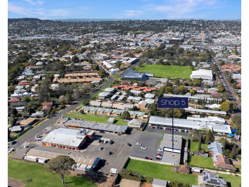 Shop 5/255B Herries Street, Newtown QLD 4350