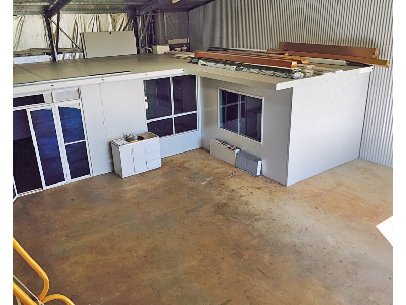 Shed 2/9 Progress Court, Harlaxton QLD 4350