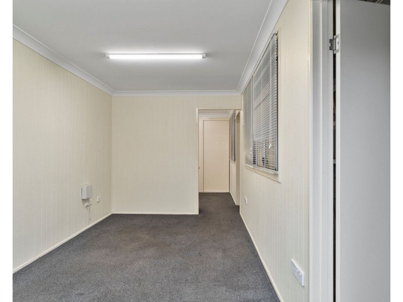 Shed 2/9 Progress Court, Harlaxton QLD 4350