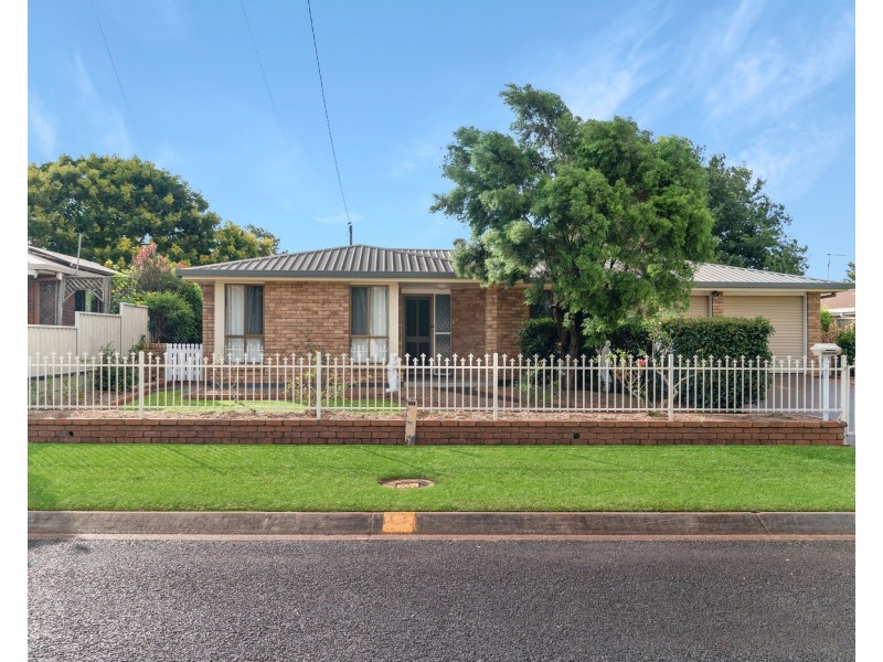 3 Magann Court, Darling Heights QLD 4350