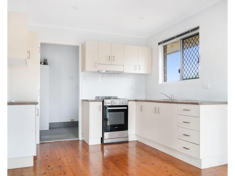 33 Richmond Drive, Wilsonton QLD 4350