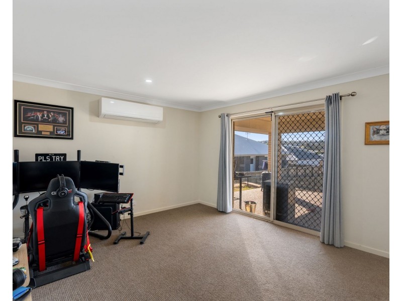 5 Alistair Street, Glenvale QLD 4350