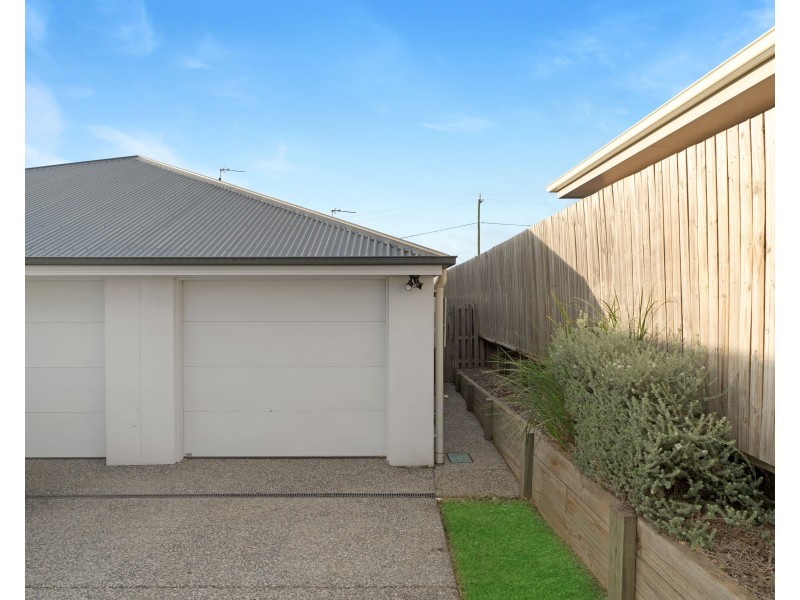 Unit 2/17 Diva Lane, Glenvale QLD 4350