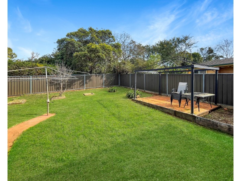 4 Flinders Street, Centenary Heights QLD 4350